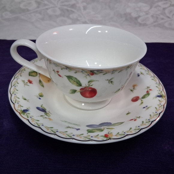 Vintage Greenwich Polo Club Teacup And Saucer Set 1999 Fruits Pattern Rare Japan - Picture 3 of 17